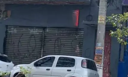 Excelente Salão Comercial Para Locação na Av. da Paz 200M²