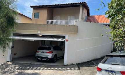 Sobrado com 4 dormitórios à venda, 270 m² por R$ 950.000,00 - Demarchi - São Bernardo do Campo/SP