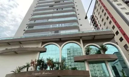 Apartamento com 4 dormitórios com varanda gourmet na guilhermina na praia grande