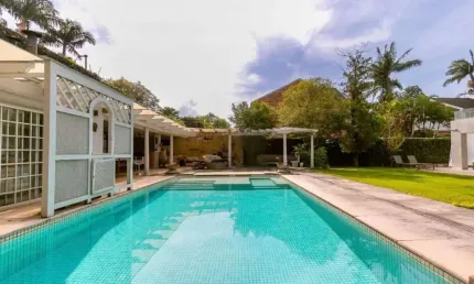 Casa com 5 Suítes à venda, 700 m² por R$ 6.200.000 - Brooklin - São Paulo/SP