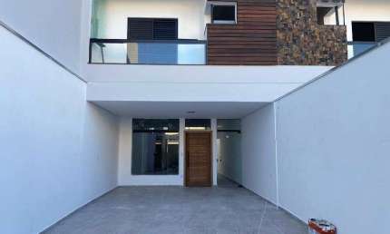 Sobrado Novo com 4 Suítes, 5 Vagas à venda, 235 m² por R$ 1.325.000 - Paraíso - Santo André/SP