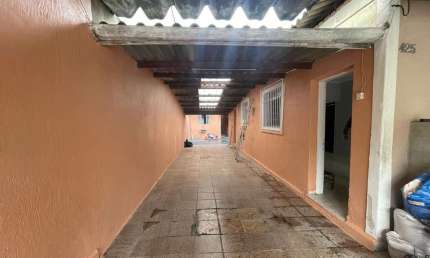 Casa com 1 dormitório para alugar, 57 m² por R$ 1.377,67/mês - Vila Palmares - Santo André/SP
