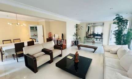 Sobrado com 5 dormitórios, 682 m²  no Campo Belo - São Paulo - SP
