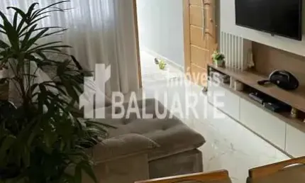Sobrado com 3 Quartos e 2 banheiros à Venda, 114 m² por R$ 826.000