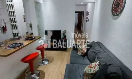 Apartamento com 2 Quartos e 1 banheiro à Venda, 55 m²