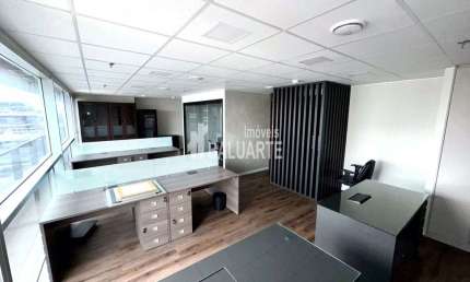 CONJUNTO COMERCIAL PARA LOCAÇÃO EM CHACARA SANTO ANTONIO