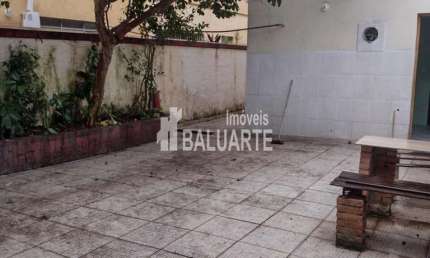 Casa com 3 quartos para alugar na Rua José Abrantes, --, Santo Amaro, São Paulo