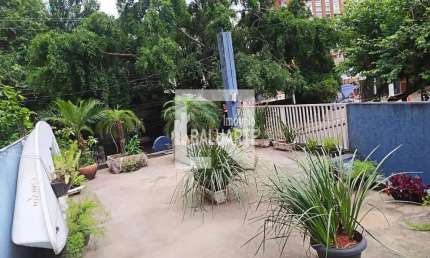 Sobrado a venda e locação em Pinheiros - São Paulo - SP