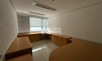 Sala comercial com 13 salas para alugar na Avenida Ipiranga, --, República, São Paulo