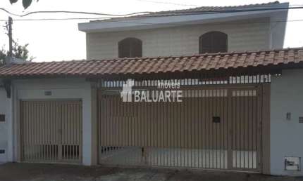 Sobrado com 4 Quartos e 3 banheiros à Venda, 235 m²