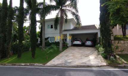 Casa em Condomínio Fechado em Arujá Country Club - Arujá, SP