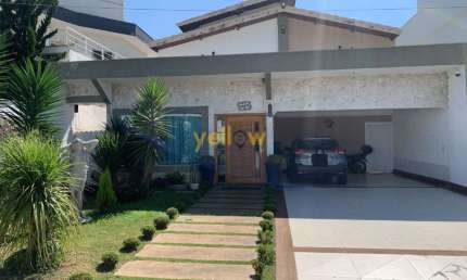 Casa em Condomínio Fechado em Parque Residencial Itapeti - Mogi das Cruzes, SP