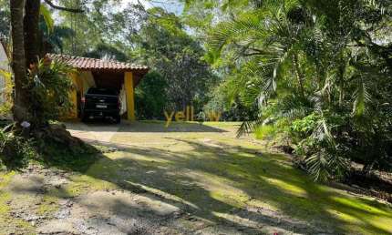 Chácara de 4 dormitórios e 5 banheiros em Santa Isabel por R$ 850.000 - Granja Urupês.