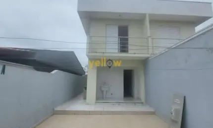 Casa em Bairro de Arujamérica com 170m²  por R$ 680.000