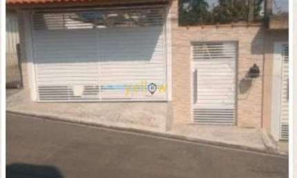 Casa a venda em Poá: 1 dormitório, 55m² na Vila Ararat por R$ 290.000