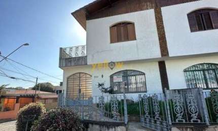 Casa de luxo em Jardim Santa Mena, Guarulhos - 400m², 4 quartos, 4 banheiros por R$1.5M ou R$7K/mês