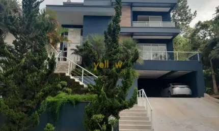 Casa de luxo em condomínio fechado Hills III - Arujá com 3 suítes e 330m² por R$ 3.100.000