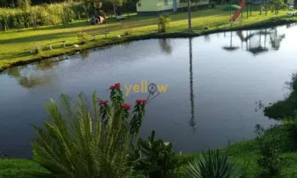 'Chácara em Nazaré Paulista: 10000m², 4 dormitórios sendo 3 suítes, 4 banheiros - venda por R$1M'