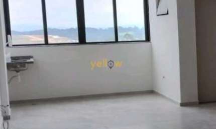 Sala comercial à venda e locação em Jardim Albino Neves - Arujá | 42m² e 1 banheiro por R$2.200,00
