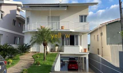 Casa em Condomínio Fechado em Arujá Ville, 3 Suítes para Alugar