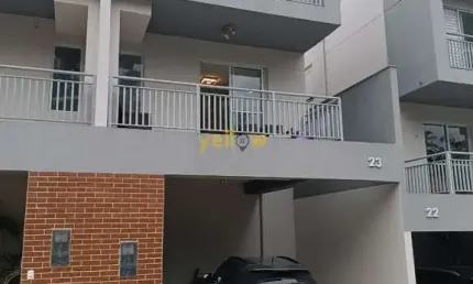 Casa em Condomínio Fechado em Parque Santa Rosa - Suzano com 3 Dormitórios, 1 Suíte e 3 Banheiros por R$ 899.000,00 - Venda