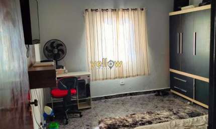 Casa em Perobal, Itaquaquecetuba: 182m², 3 dormitórios, 3 banheiros - venda por R$320.000