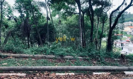 Terreno de Condomínio em Arujazinho II: Venda e Locação por R$ 600 mil - Confira!