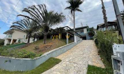 Casa Luxuosa em Condomínio Hills III - 4 Dormitórios à Venda