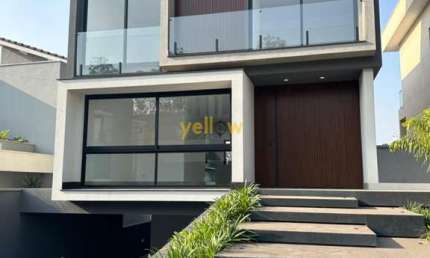 Casa em Condomínio Fechado em Residencial Real Park - Arujá, SP