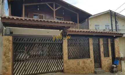 Casa à Venda em Arujá - 3 Dormitórios, 350m², R$ 1.350.000