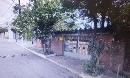 Casa à Venda em Barro Branco, SP: 3 Dorms, 4 Banheiros