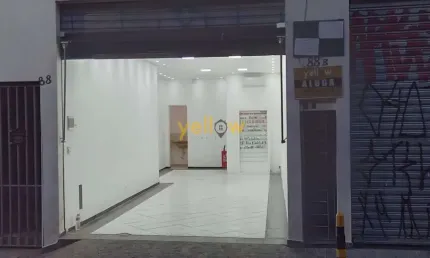 Salão comercial em Jardim Caiubi: 40m², 1 banheiro e R$2.000 para locação