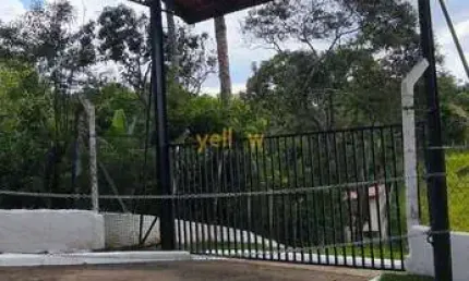 Chácara à Venda em Itaquaquecetuba: 4 Dorms, 3 Suítes