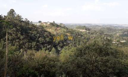 Chácara à Venda em Santa Isabel: 4870m², 3 Dormitórios