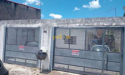 Casa à Venda em Parque Rodrigo Barreto - Arujá por R$600 mil