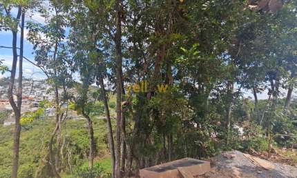 Terreno à Venda em Condomínio Hills III - Arujá por R$ 700.000