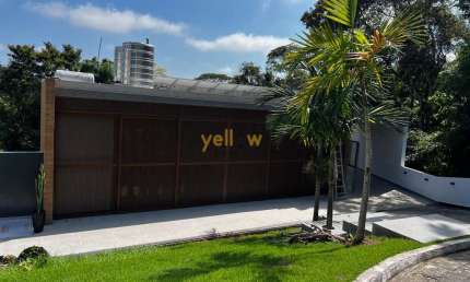 Casa de Luxo em Condomínio Fechado em Arujá, 3 Suítes, 300m²