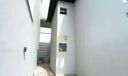 Casa à Venda em Vila Nova Bonsucesso - 3 Dorms e 1 Suíte
