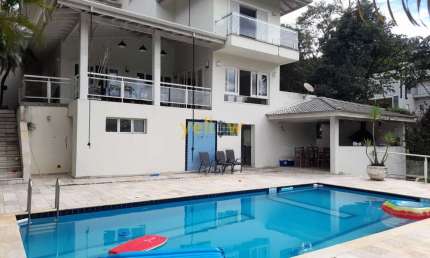 Casa em Condomínio Fechado em Arujá, 4 Dorms, 376m² para Alugar