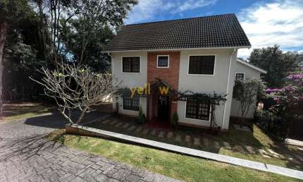 Casa em Condomínio Fechado à Venda em Arujá, 3 Dorms, 221m²