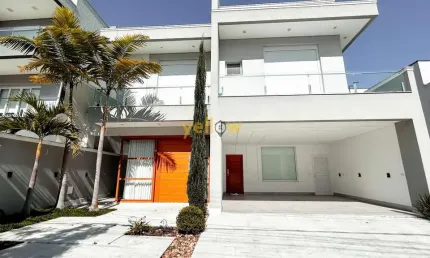 Casa de luxo em condomínio fechado com 4 suítes mobiliada em Residencial Real Park - Arujá por R$ 3.3 milhões