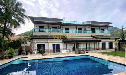 Casa de Luxo em Condomínio na Praia do Lázaro - Ubatuba para Alugar