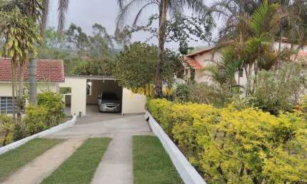 Chácara à Venda em Pouso Alegre, Santa Isabel por R$380K