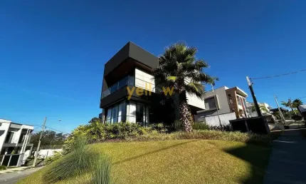 Casa de Luxo em Fazenda Rodeio - Mogi das Cruzes por R$3.890.000