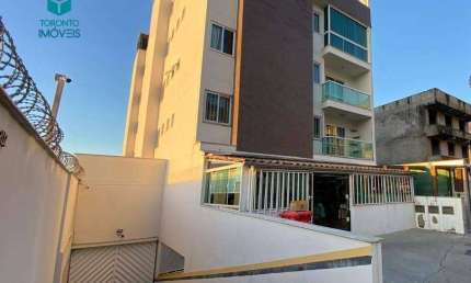 Cobertura com suíte, 2 vagas de garagem, mobiliado  no bairro Santa Catarina Juiz de Fora MG