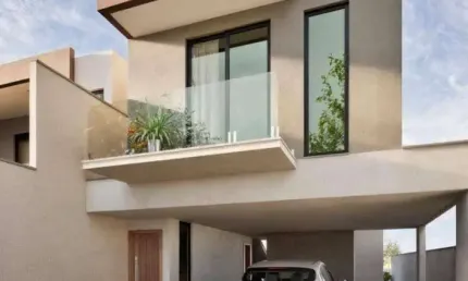 Casa com 240m² com suíte, área Gourmed e garagem para 4 carros, bairro Novo Horizonte - Juiz de Fora MG