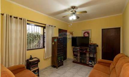 Casa térrea com 2 dormitórios à venda na Vila Nova Cachoeirinha!