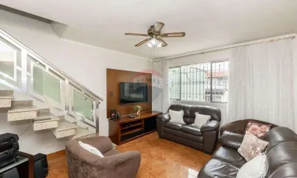 **Sobrado à Venda - Cachoeirinha, Zona norte de São Paulo - com 3 dormitórios e 177m2**