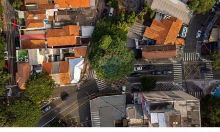 Sobrado para locação em Pinheiros na Zona Oeste de São Paulo com 2 dormitórios e com  186,30m².