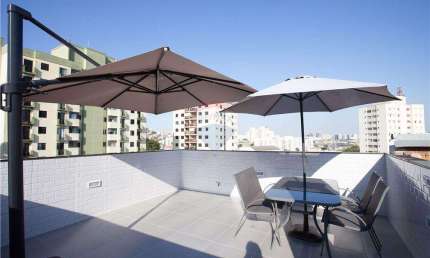 A casa Extraordinária da Freguesia do Ó 6 vagas acabamento refinado e Espeço Gourmet